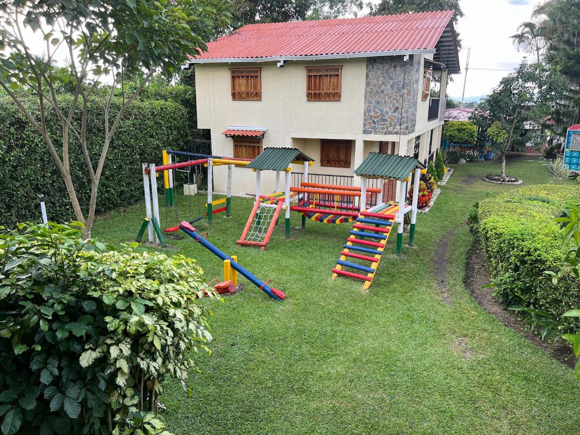Villa Alejandra Del Quindio Calarcá Εξωτερικό φωτογραφία