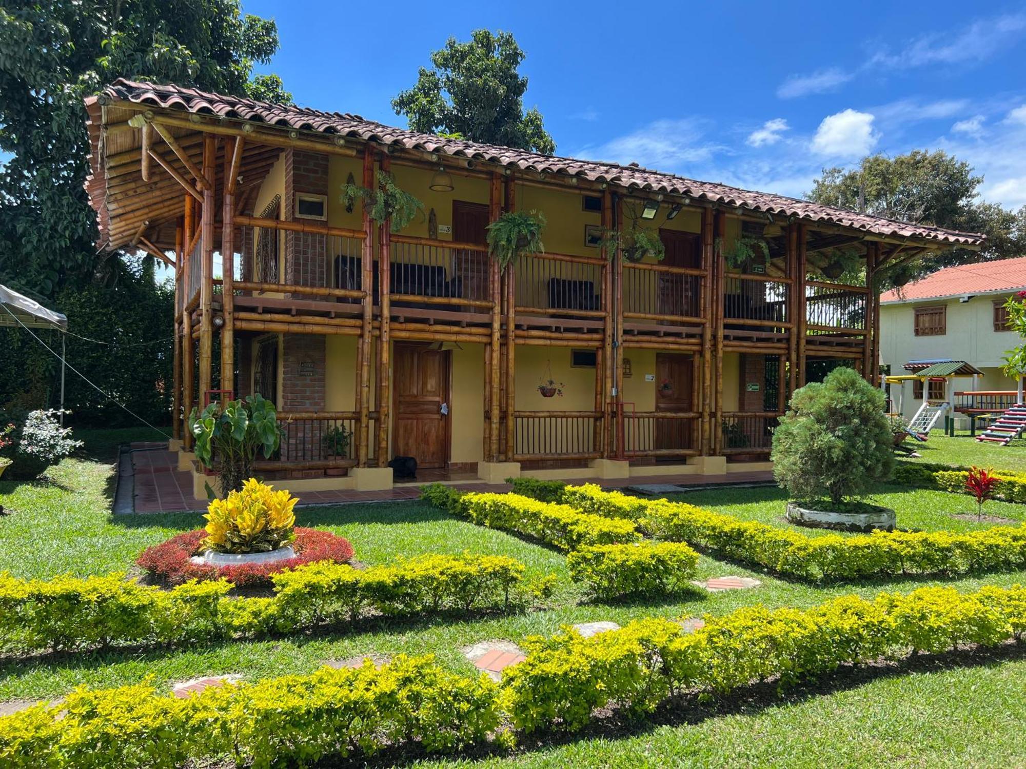 Villa Alejandra Del Quindio Calarcá Εξωτερικό φωτογραφία