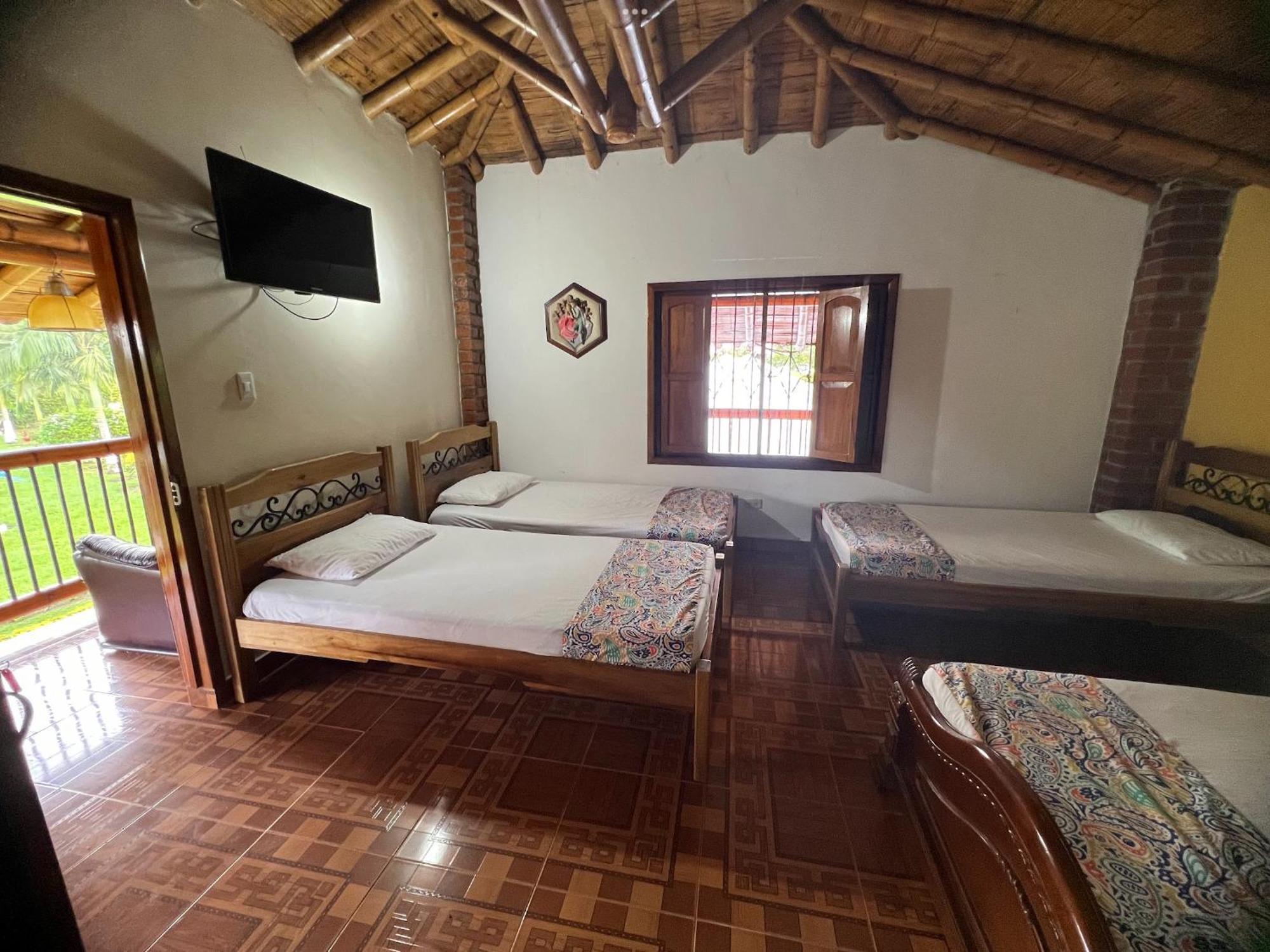 Villa Alejandra Del Quindio Calarcá Εξωτερικό φωτογραφία