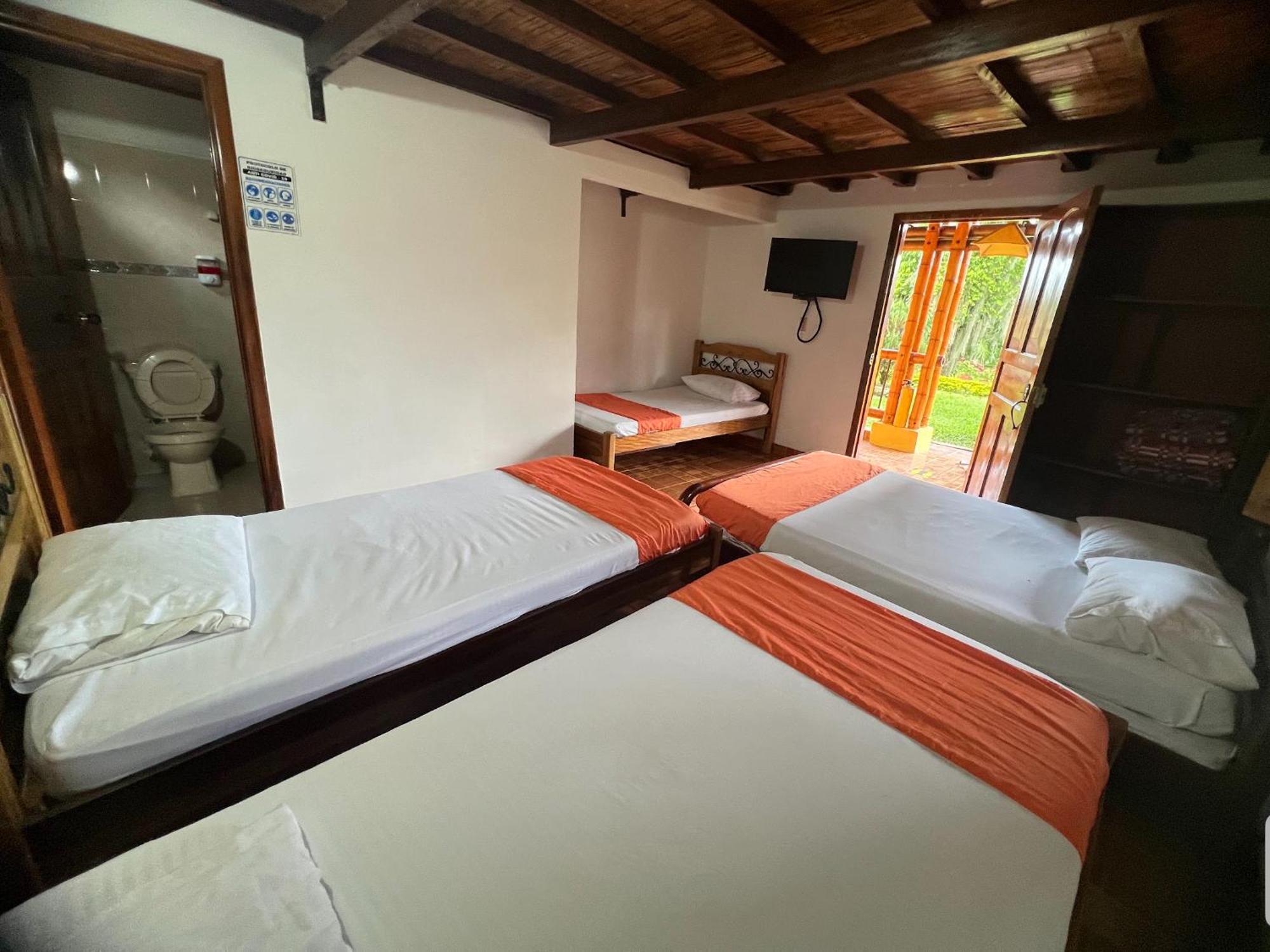 Villa Alejandra Del Quindio Calarcá Εξωτερικό φωτογραφία